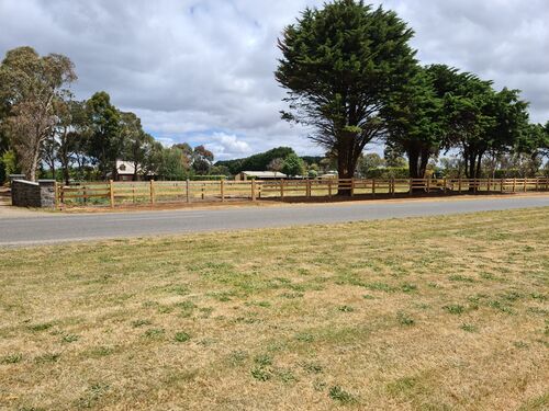 I + O Property Maintenance + Gardening Ballarat